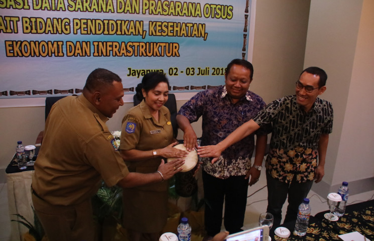 Pemprov Akui Pelaksanaan UU Otsus Masih Menuai Kritikan